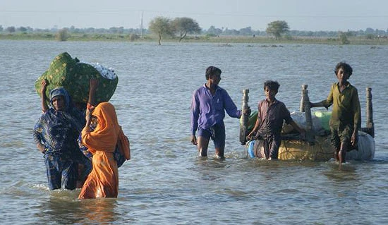 À Khipro, Pakistan, les victimes des inondations sont actuellement sans abri. (csi)