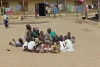 Les enfants peuvent s’occuper avec des jeux et d’autres activités dans le camp de réfugiés de Jos. (csi)