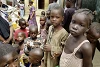 Des enfants chrétiens dans un camp de réfugiés catholique à Maiduguri dans l’État fédéré de Borno (nord-est du Nigéria). Ils ont dû fuir la violence de la milice terroriste islamiste Boko Haram. (Août 2017) (csi)