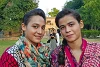 Meilleures amies : Rida et Serish ont survécu à l’attentat à la bombe de Peshawar, mais elles ont subi de graves blessures. Elles s’en sont plutôt bien remises. (csi)